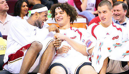 Anderson Varejao racked up a double-double on Thursday.