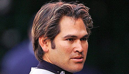 Johnny Damon has been signed by the Cleveland Indians.