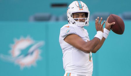 Tua Tagovailoa should come up big in Week 15 for the Miami Dolphins.