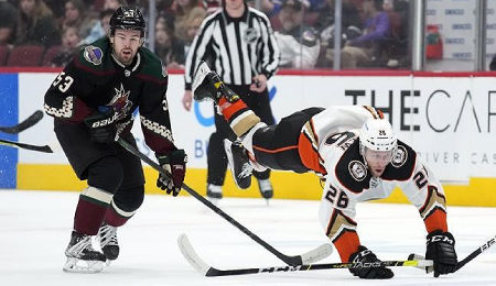 Michael Carcone is seeing more ice time with the Arizona Coyotes.