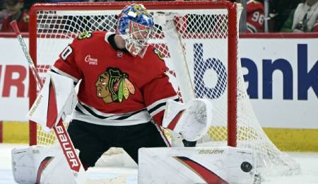 Spencer Knight gives the Chicago Blackhawks a long-term solution in net.