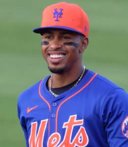 Francisco Lindor snapped an extended slump for the New York Mets.